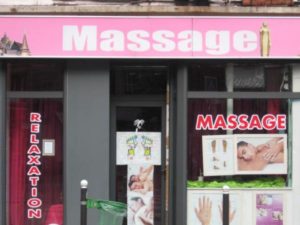 La plupart des salons de massage chinois proposent des finitions manuelles.