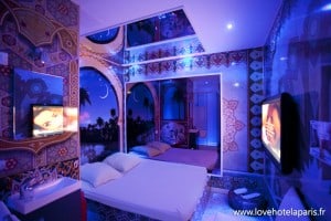 hotel a l'heure love hotel (4) A l'origine, les love hôtel à l'heure étaient équipés de chambre à thème pour développer l'imaginaire érotique