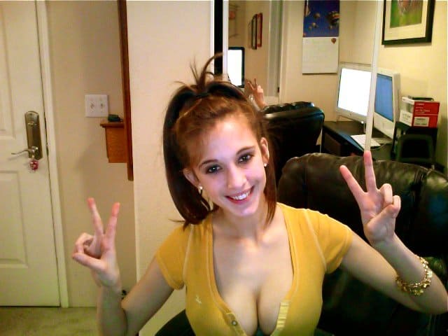 teen-girls-web-cam