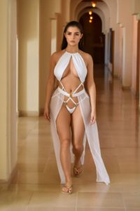 Demi Rose Nue Topless 0