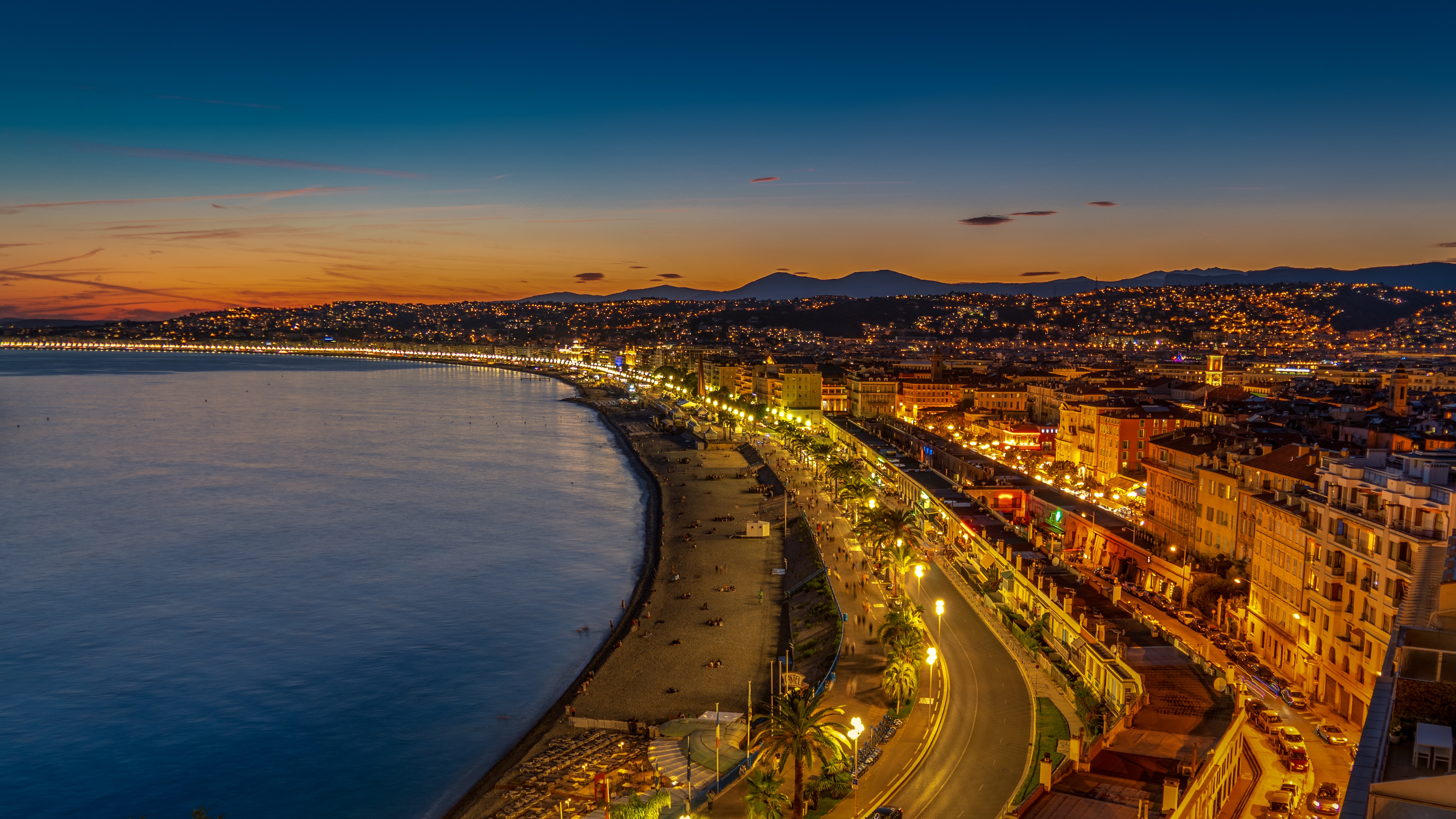 Prostituées à Nice – Où les trouver et à quels prix ?