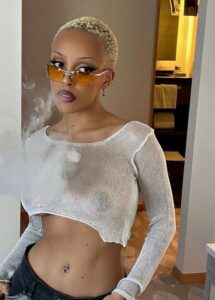 doja cat nudes 3