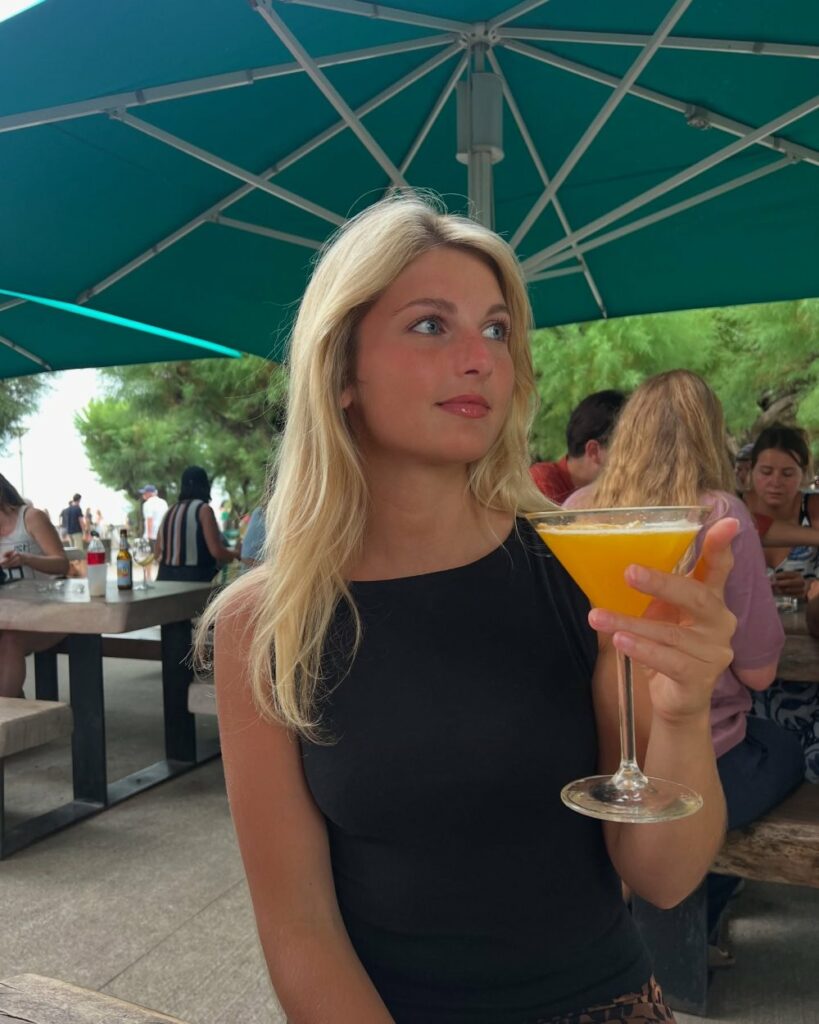 thais d'escufon leaks 21