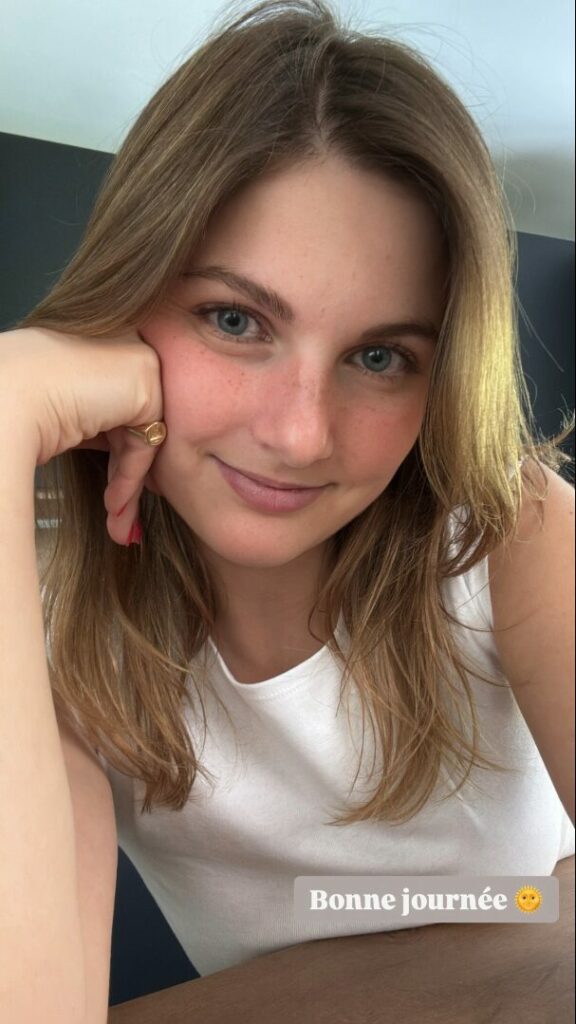 thais d'escufon leaks 27