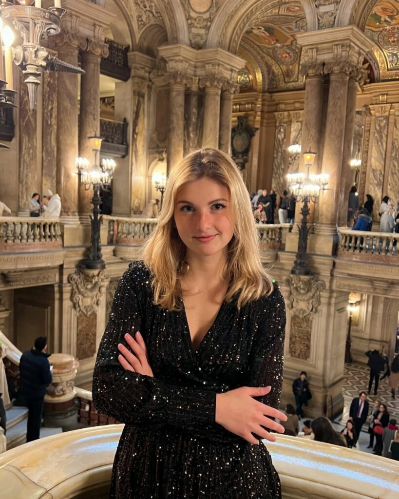 thais d'escufon leaks 3