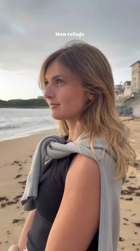 thais d'escufon leaks 33