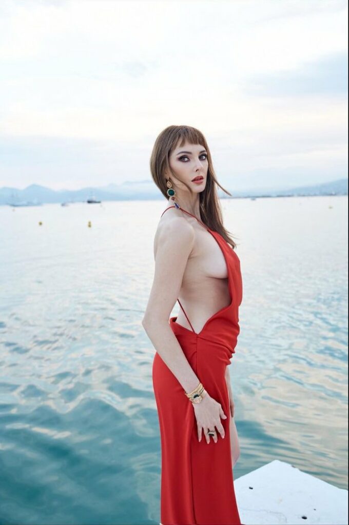 frederique bel nudes 16