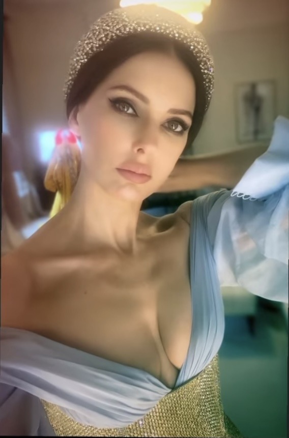 frederique bel nudes 20